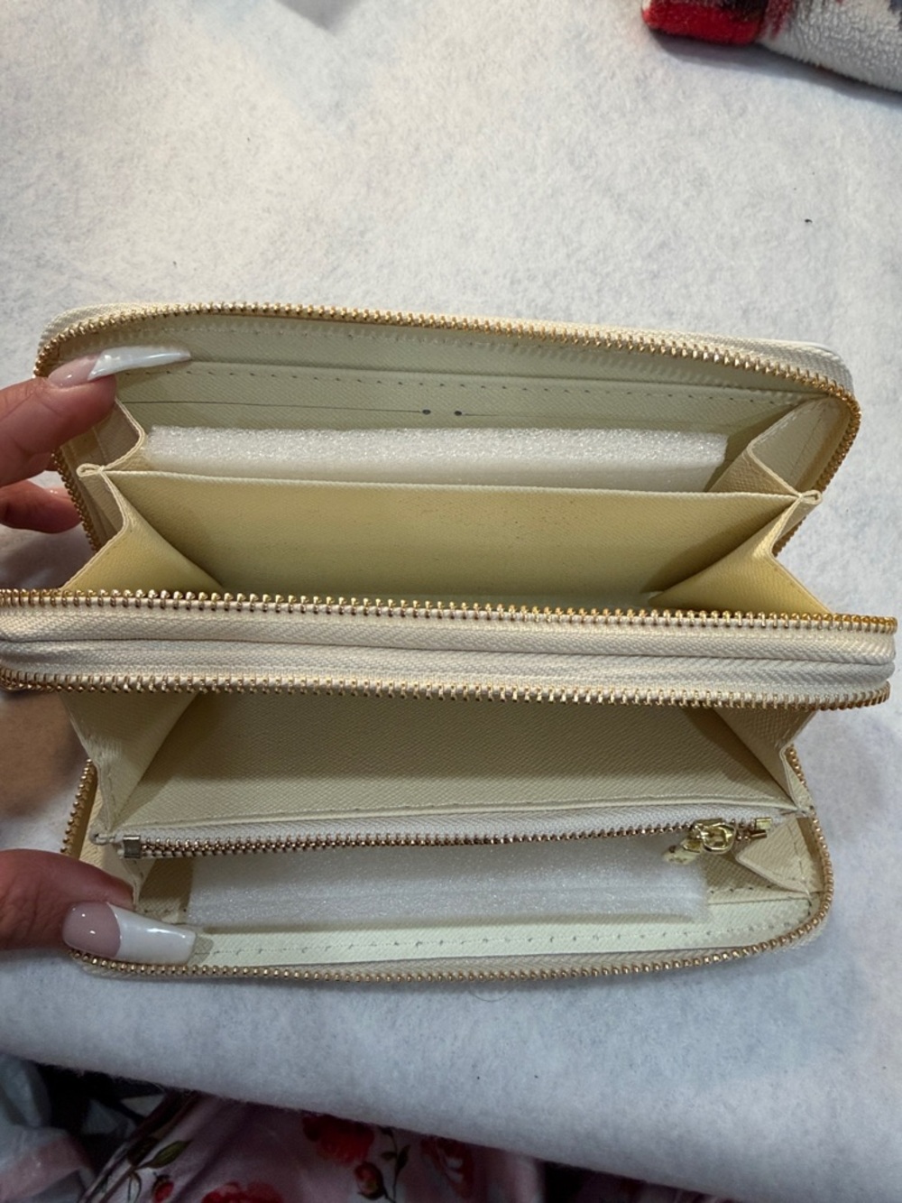 Lv Damier Azur double Zip Around Wallet - White/Gray - Picture 5 of 11